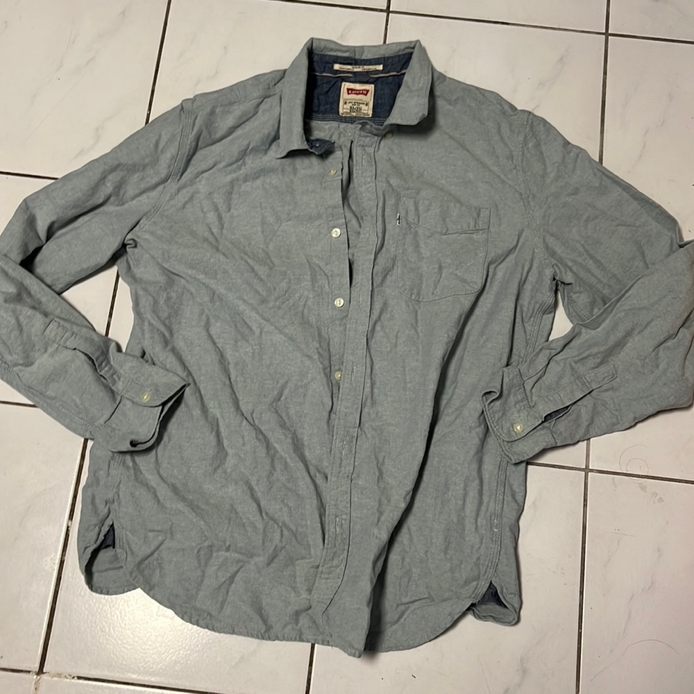 Levi’s men’s chambray button down XL
